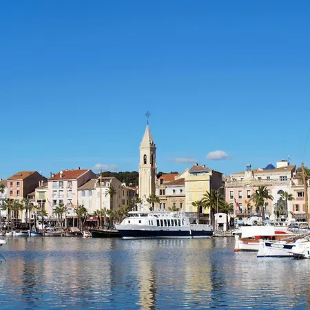 Apartment Les Boutons D'or By Interhome Sanary-sur-Mer